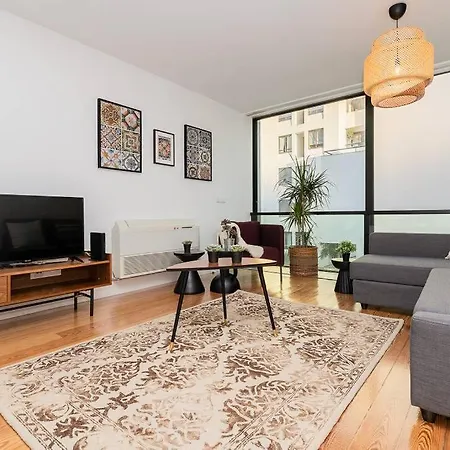 公寓 Well Design 1 Bedroom Near Rato
